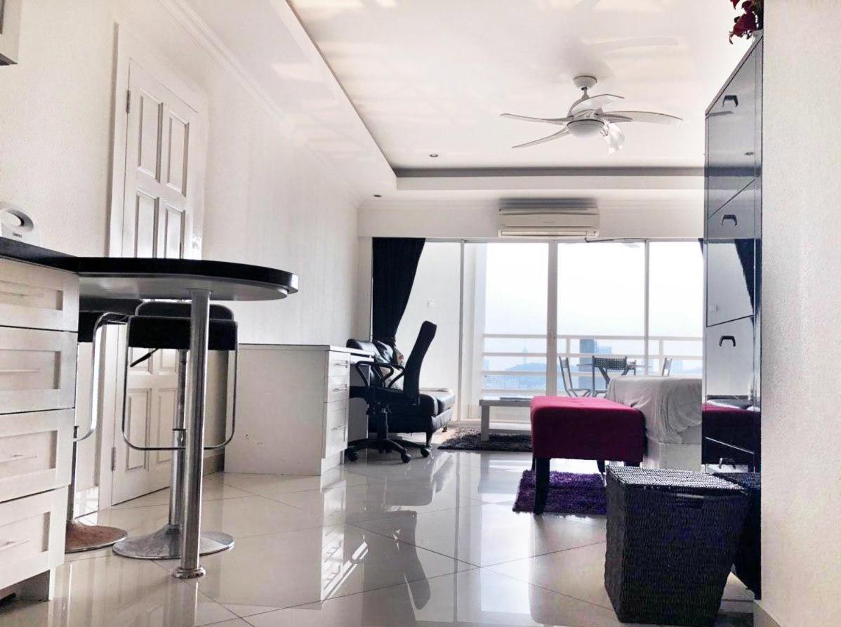 Vtsix At View Talay 6 Hotel Pattaya Luaran gambar