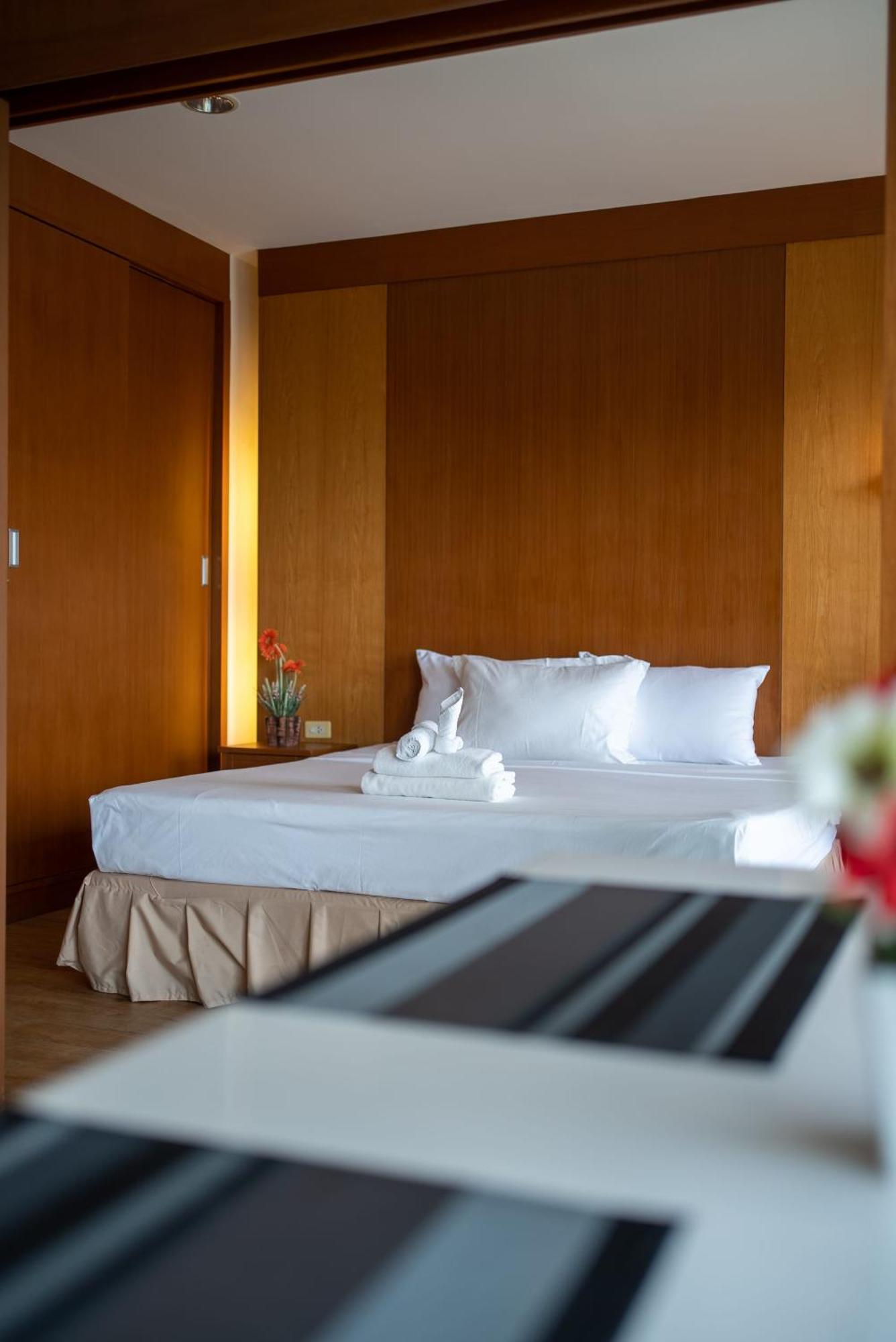 Vtsix At View Talay 6 Hotel Pattaya Luaran gambar